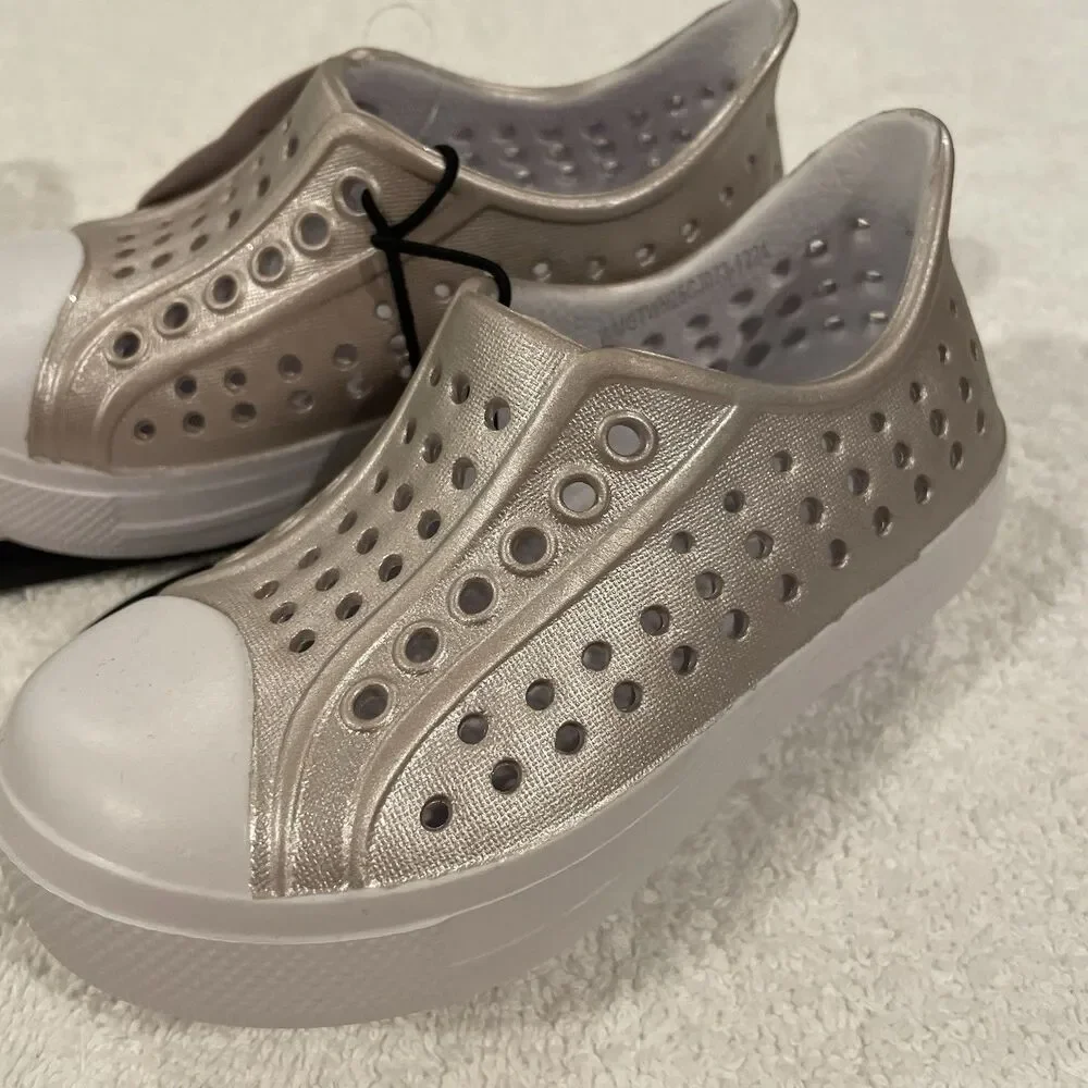 Set of 2 Pairs of Wonder Nation Girls Toddler Shoes Size 6 & 5/6 New with Tags